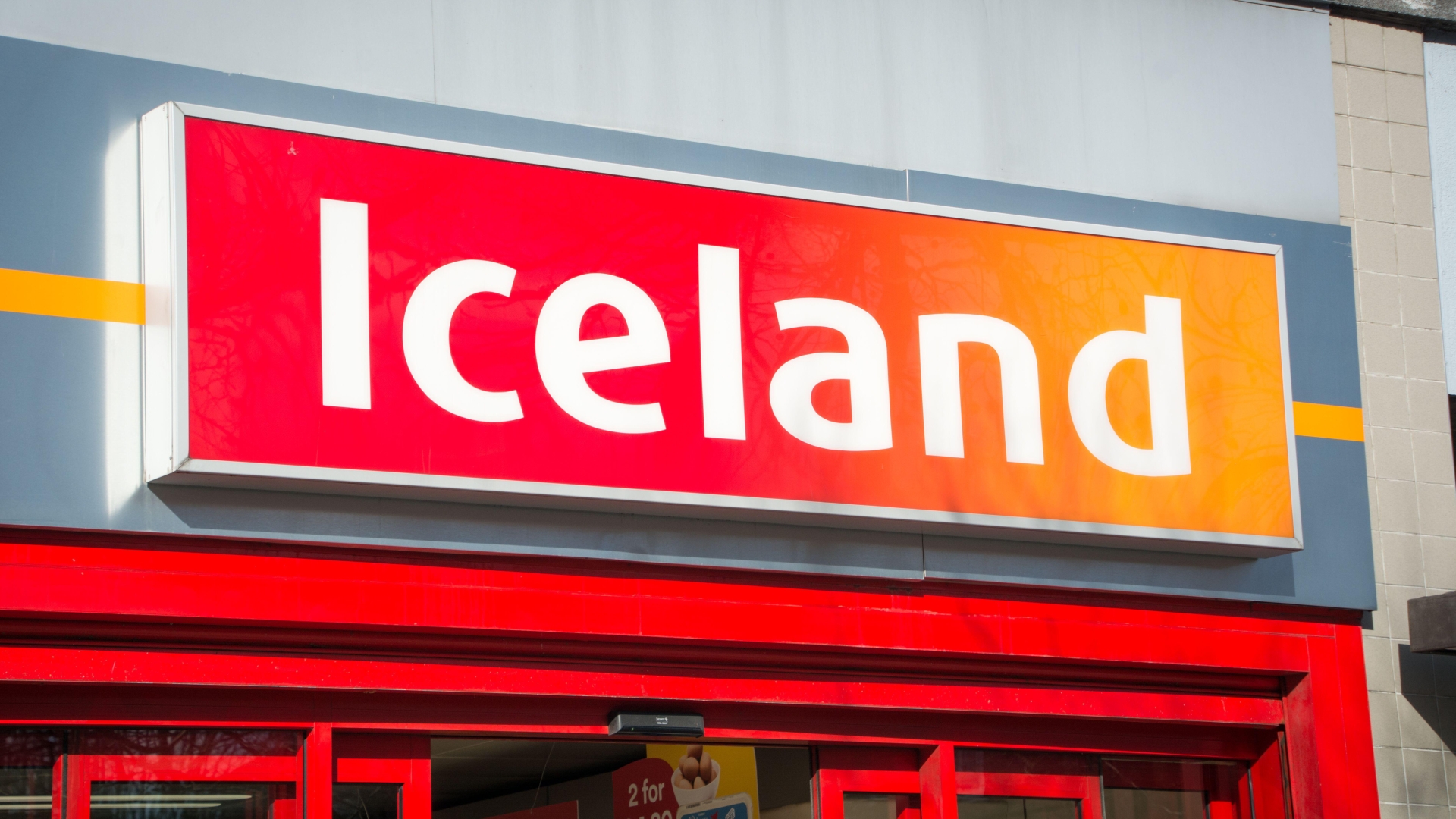 Iceland slashes veg to just 1p in the supermarket price war &ndash; but there&rsquo;s a catch