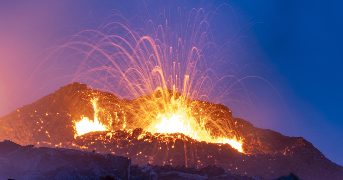 See an Iceland volcano erupt for 3rd time in 3 years, sending bursts of lava in the air amid "seismic swarm"