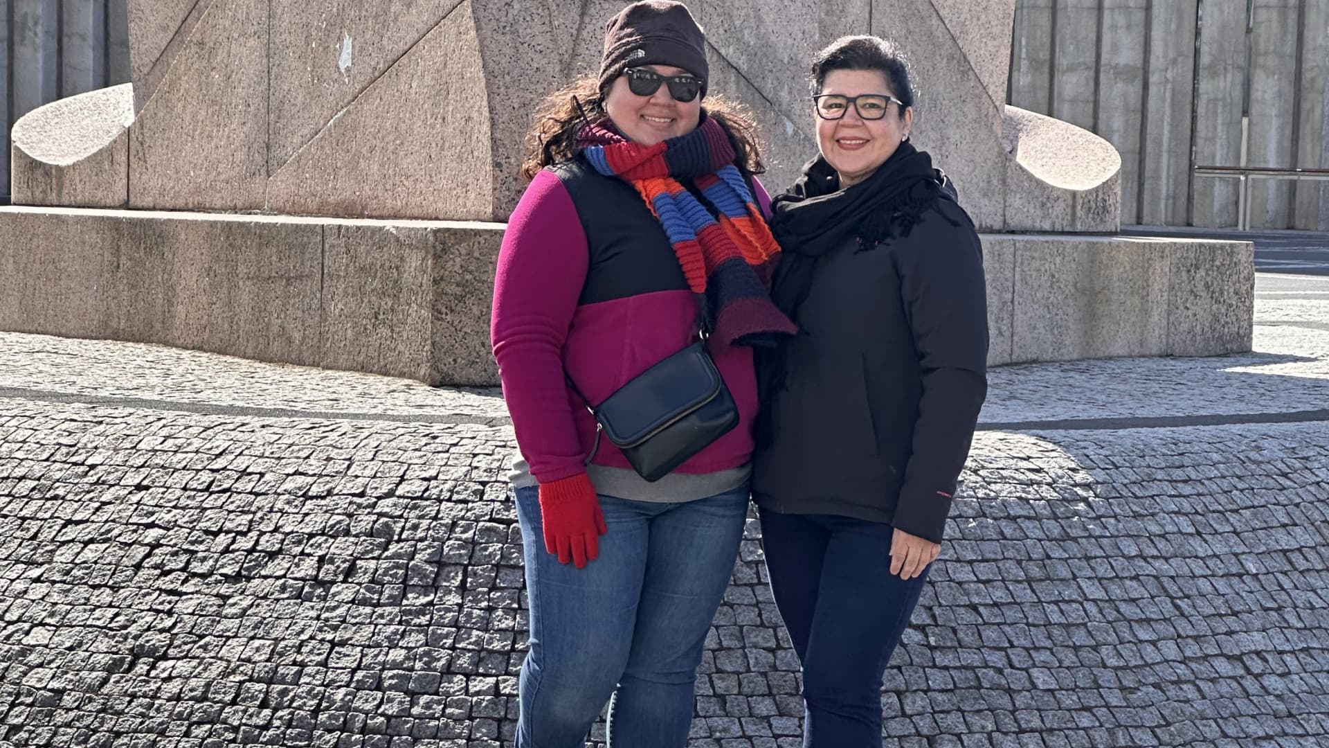 Credit card expert: I used 100,000 points to take my mom and grandma on a 'once in a lifetime' trip to Iceland&mdash;here's exactly how I did it