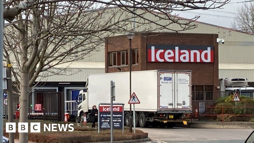 Iceland: Up to 240 distribution warehouse jobs at risk